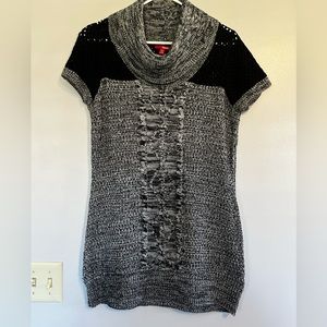 Perfect sweater for leggings and boots.